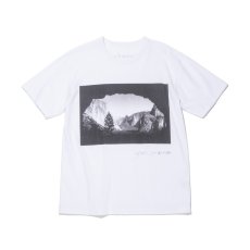 画像1: COMFY OUTDOOR GARMENT [コンフィーアウトドアガーメント] CMF×YURI SHIBUYA YOSEMITE EI CAPITAN TEE [WHITE] (1)