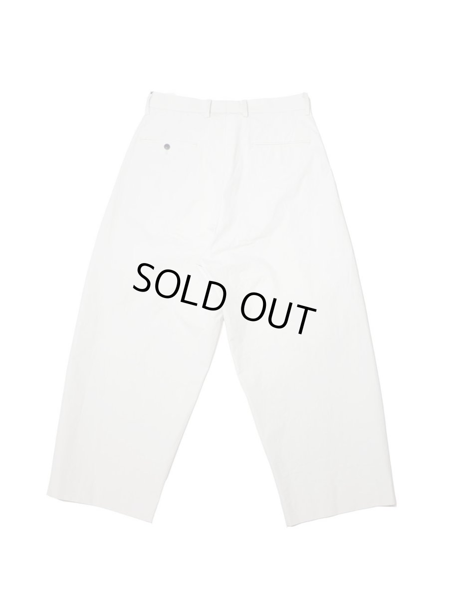画像2: URU [ウル] 1TUCK PANTS (TYPE A) [IVORY]  (2)