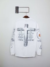 画像2: Black Weirdos [ブラック ウィドゥ] Cady Tattoo L/S Tee [WHITE] (2)