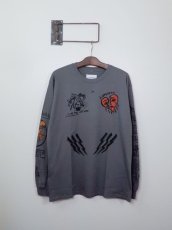 画像1: Black Weirdos [ブラック ウィドゥ] Cady Tattoo L/S Tee [Charcoal] (1)