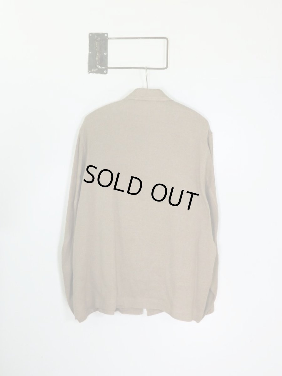 画像2: URU [ウル] LINEN SILK TWILL / 1 BUTTON SHIRTS JACKET [BEIGE]  (2)