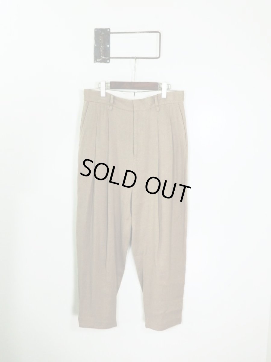 画像1: URU [ウル] LINEN SILK TWILL / 2 TUCK PANTS [BEIGE]  (1)