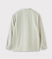 画像2: PHIGVEL [フィグベル] Pullover Shirt Jacket [DUST IVORY] (2)