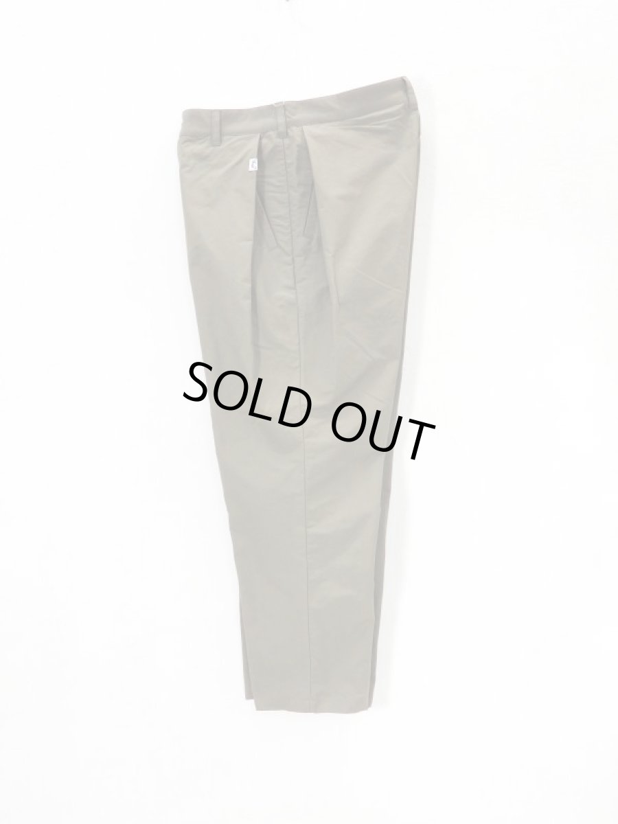 画像3: COMFY OUTDOOR GARMENT [コンフィーアウトドアガーメント] "COMPASS TROUSERS" [GRAY] (3)