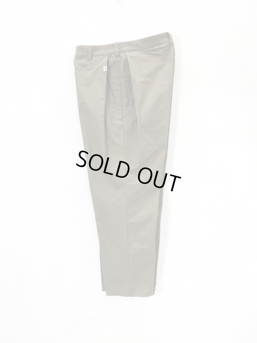 画像4: COMFY OUTDOOR GARMENT [コンフィーアウトドアガーメント] "COMPASS TROUSERS" [GRAY] (4)